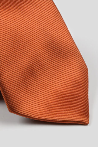 Narandžasta kravata